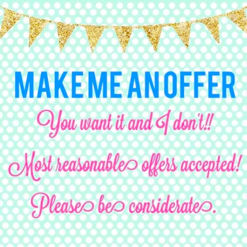 🧑🏼‍🎤 If you like it make a Reasonable Offer. Thank you 🙏🏼 🧑🏼‍🎤